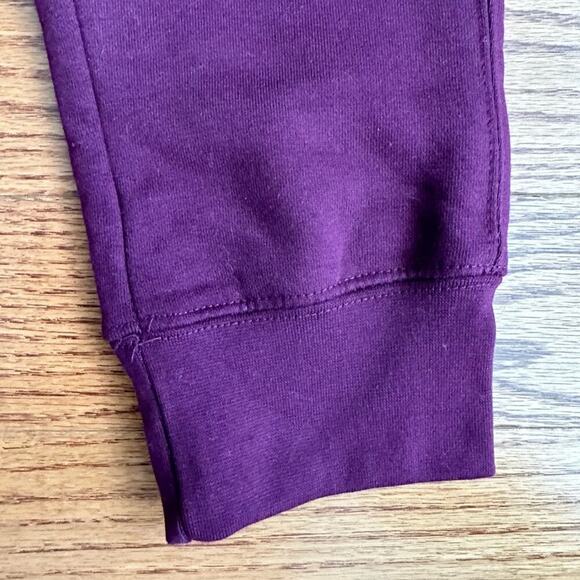 CHAMPION Embossed Logo Pockets Joggers Sweatpants Burgandy Women’s Size S NWT - Picture 7 of 10